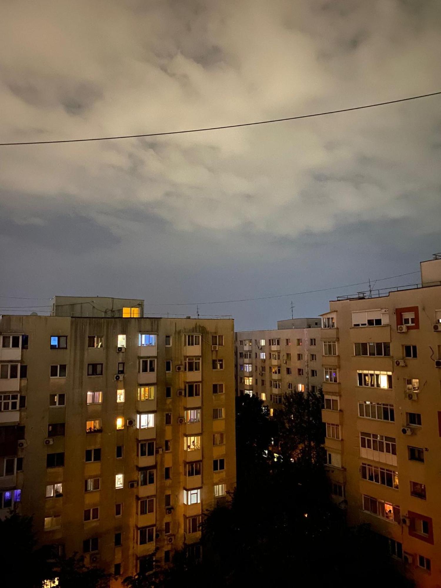 Sofiart Apartment Бухарест Экстерьер фото